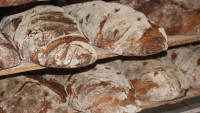 chléb bochníky loaf-of-bread-388650 1280